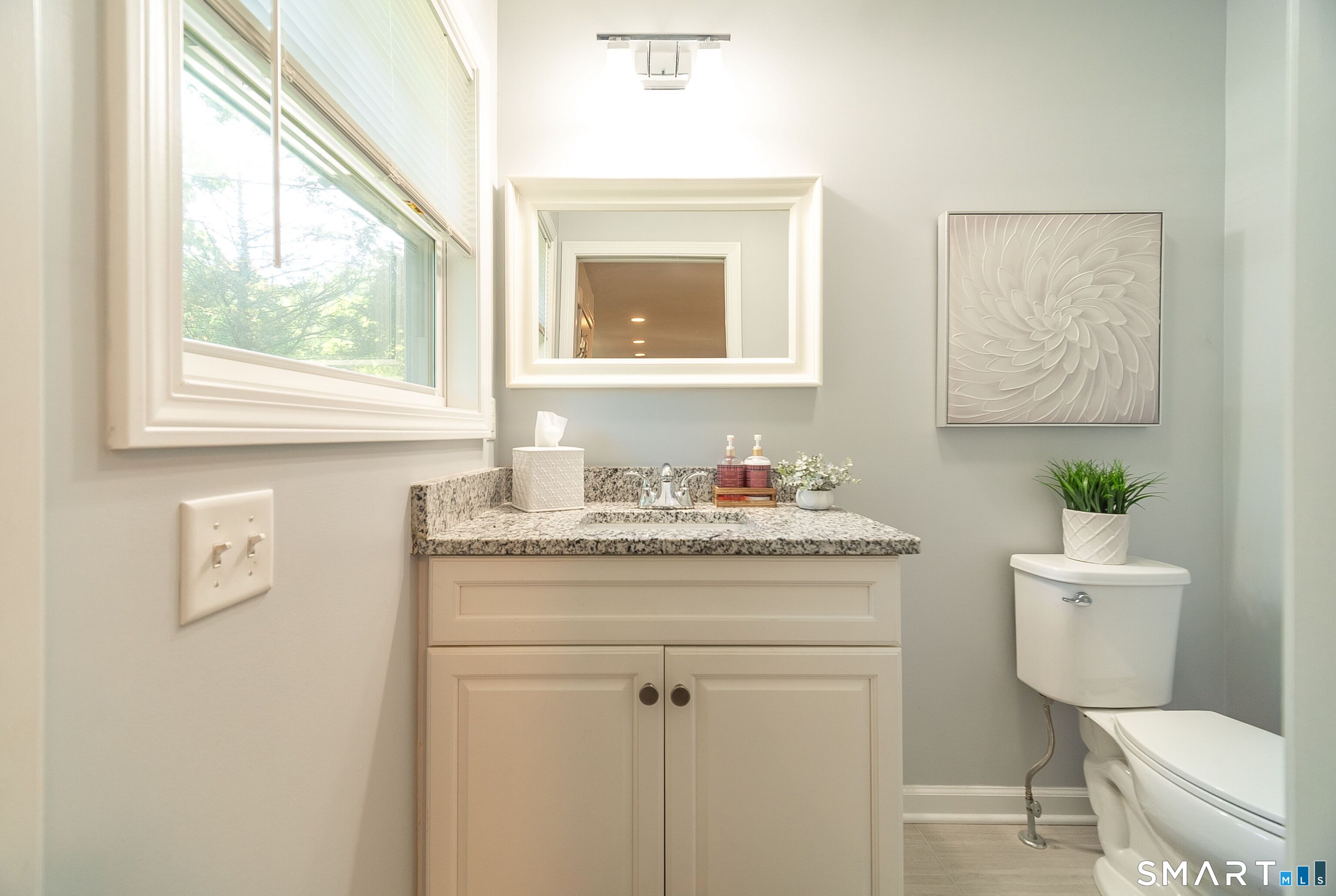 1364 Ridge Road North Haven CT 06473
