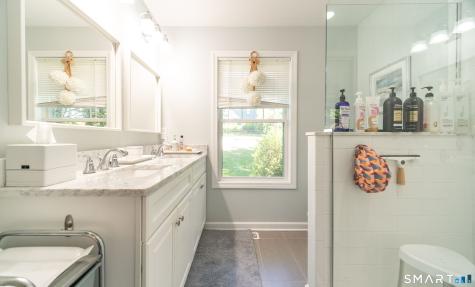 1364 Ridge Road North Haven CT 06473