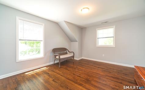 1364 Ridge Road North Haven CT 06473