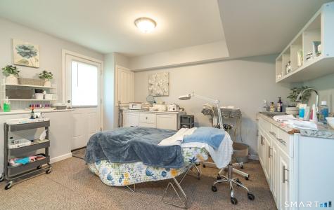 1364 Ridge Road North Haven CT 06473
