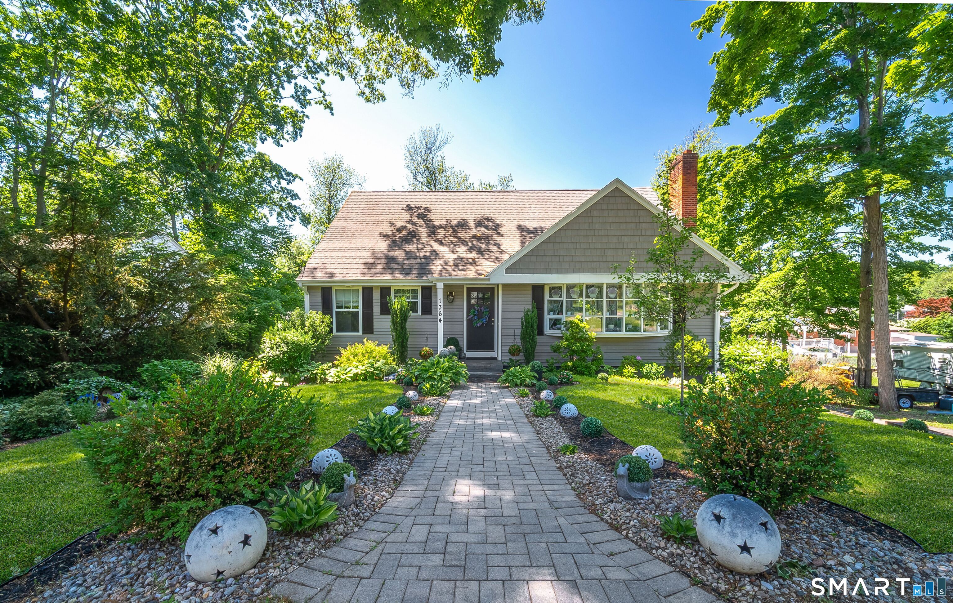 1364 Ridge Road North Haven CT 06473
