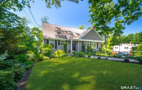 1364 Ridge Road North Haven CT 06473