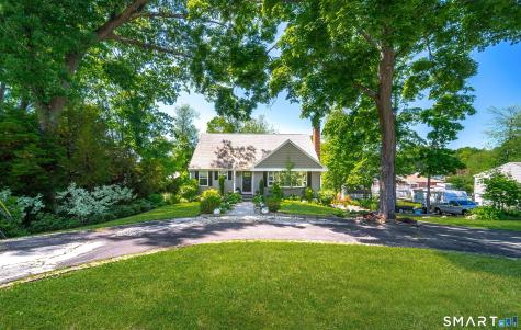 1364 Ridge Road North Haven CT 06473