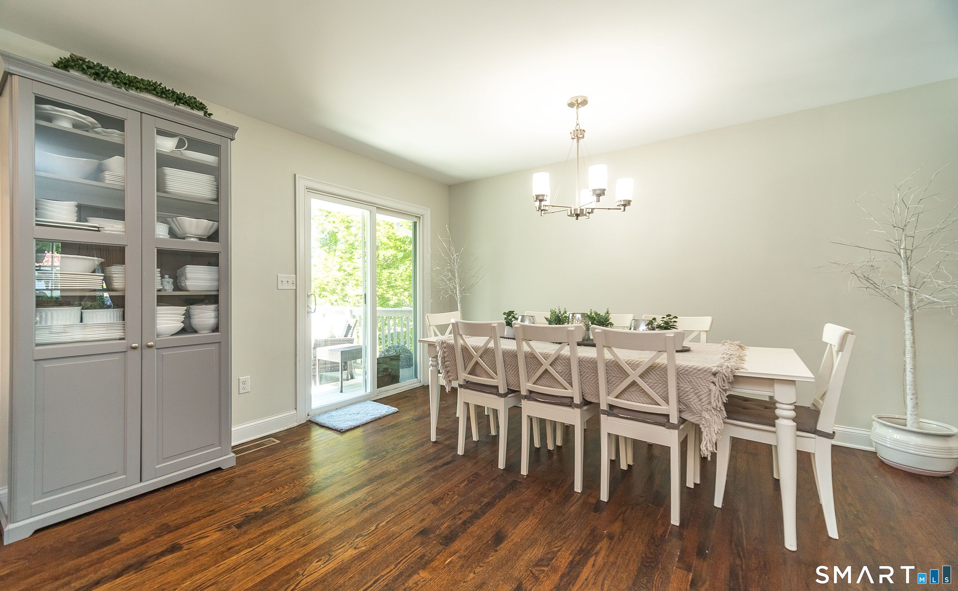 1364 Ridge Road North Haven CT 06473