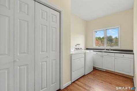 28 Mead Ridge Road Ridgefield CT 06877