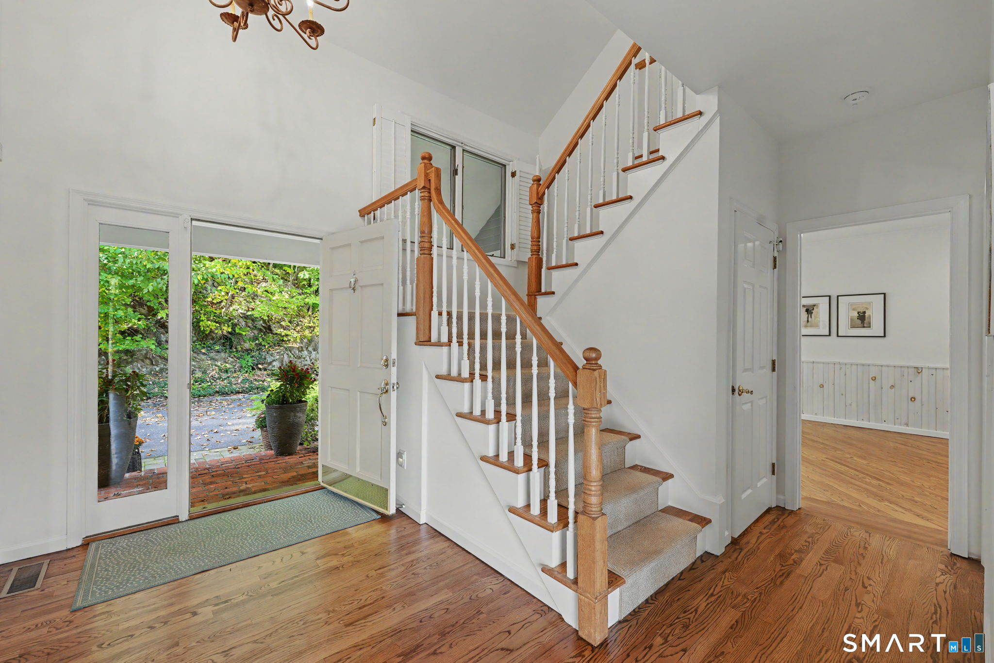 28 Mead Ridge Road Ridgefield CT 06877