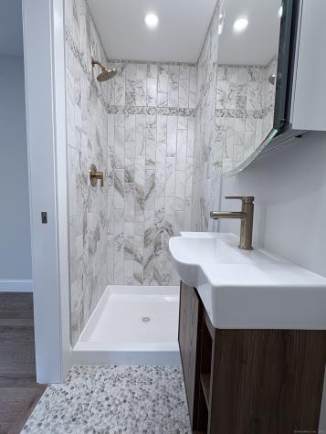 220 West Road Colchester CT 06415