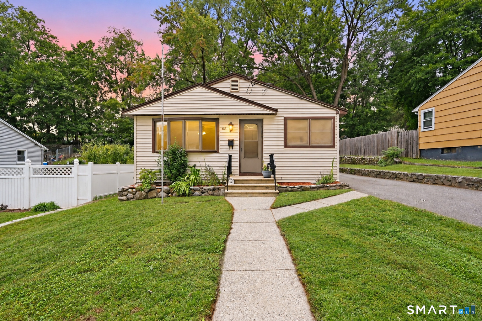 68 Beardsley Avenue Naugatuck CT 06770