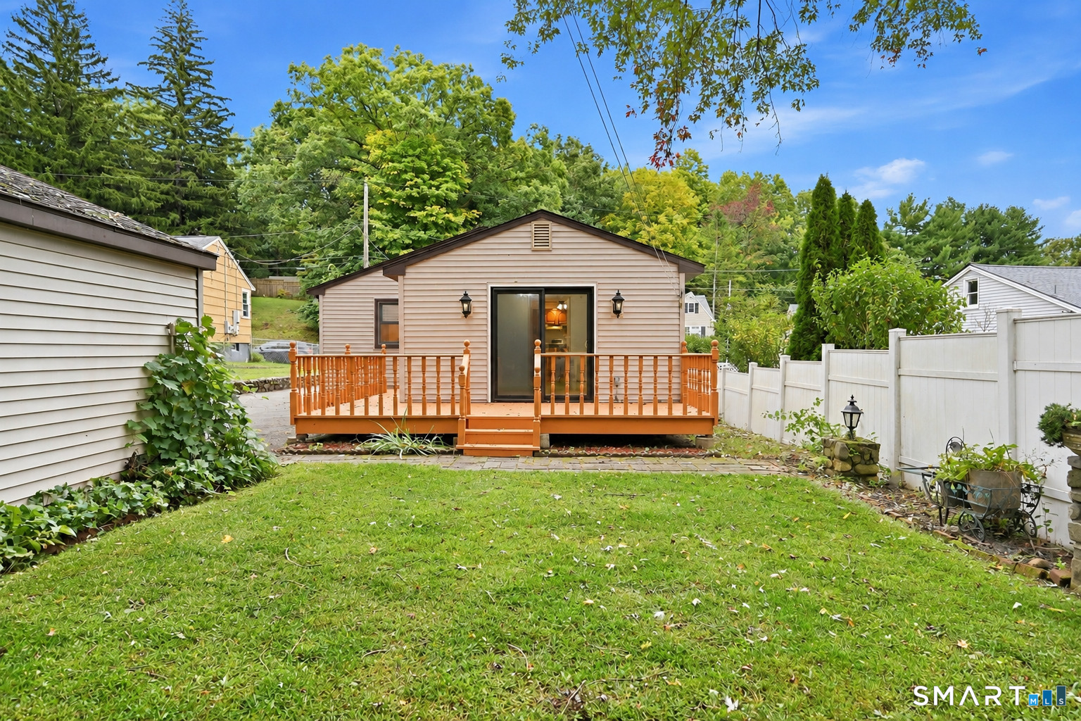 68 Beardsley Avenue Naugatuck CT 06770