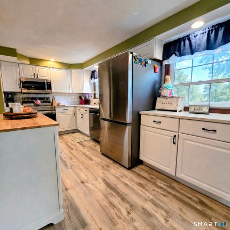 5 Depietro Drive East Hartford CT 06118