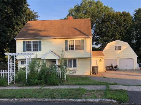 132 Wepawaug Drive Milford CT 06461
