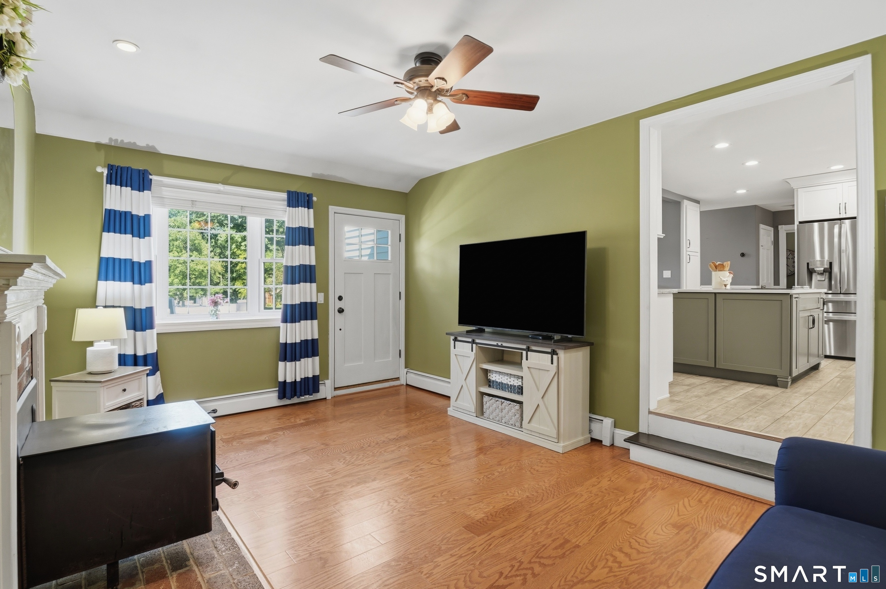 4 Woodland Terrace Prospect CT 06712