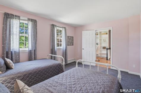 4 Woodland Terrace Prospect CT 06712