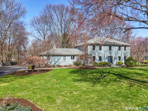 21 Shawnee Lane Monroe CT 06468