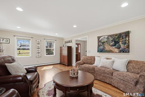 21 Shawnee Lane Monroe CT 06468