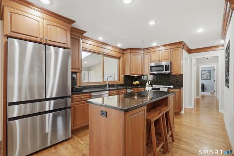 21 Shawnee Lane Monroe CT 06468