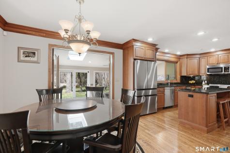 21 Shawnee Lane Monroe CT 06468