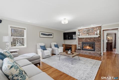 21 Shawnee Lane Monroe CT 06468