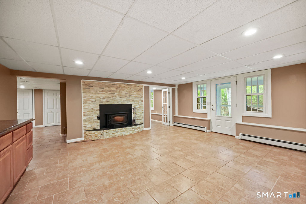 77 Kimberly Lane Glastonbury CT 06073