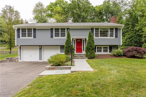 616 Tahmore Drive Fairfield CT 06825