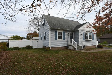 3 Stoddard Road East Haven CT 06512