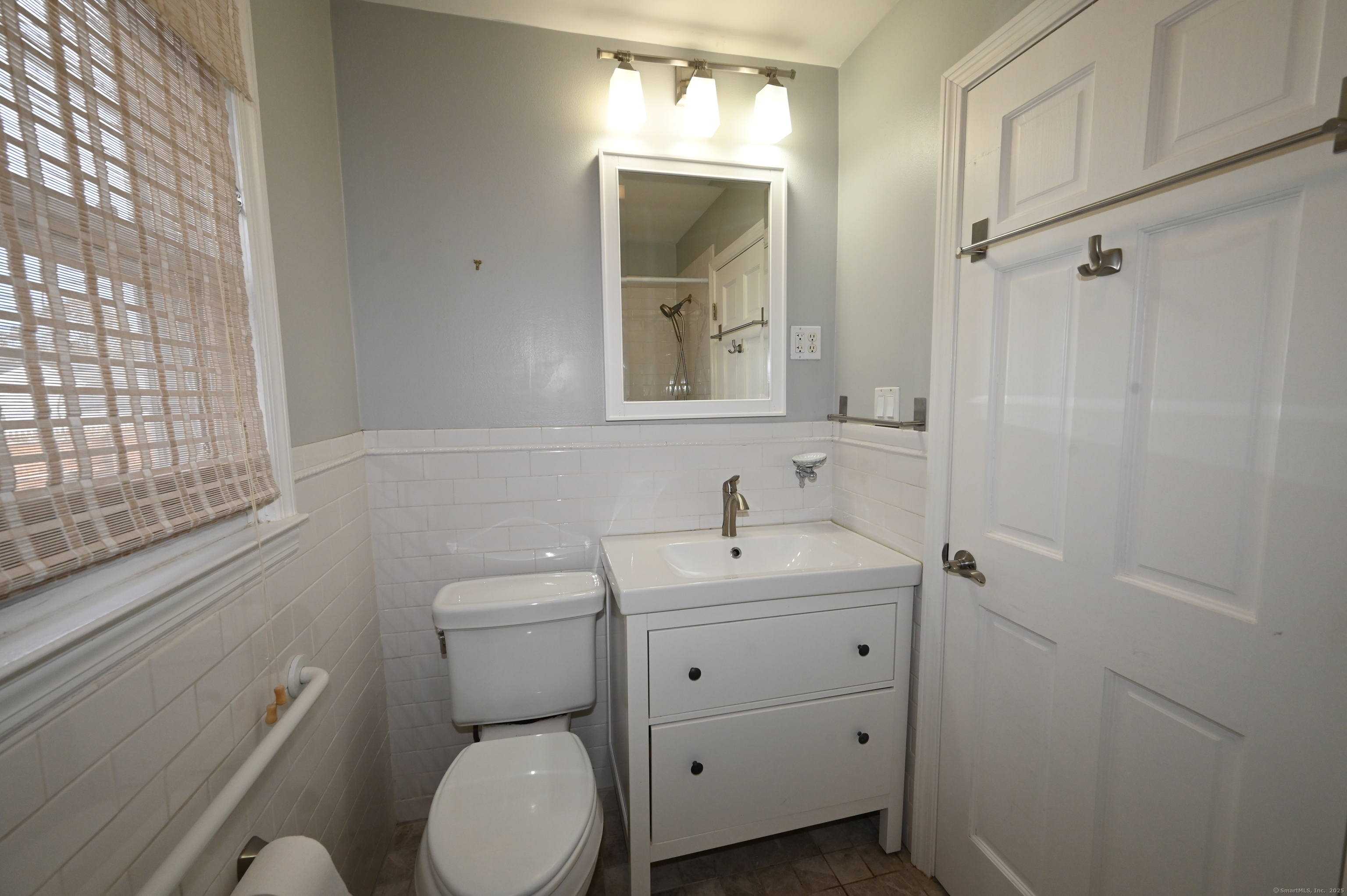 3 Stoddard Road East Haven CT 06512