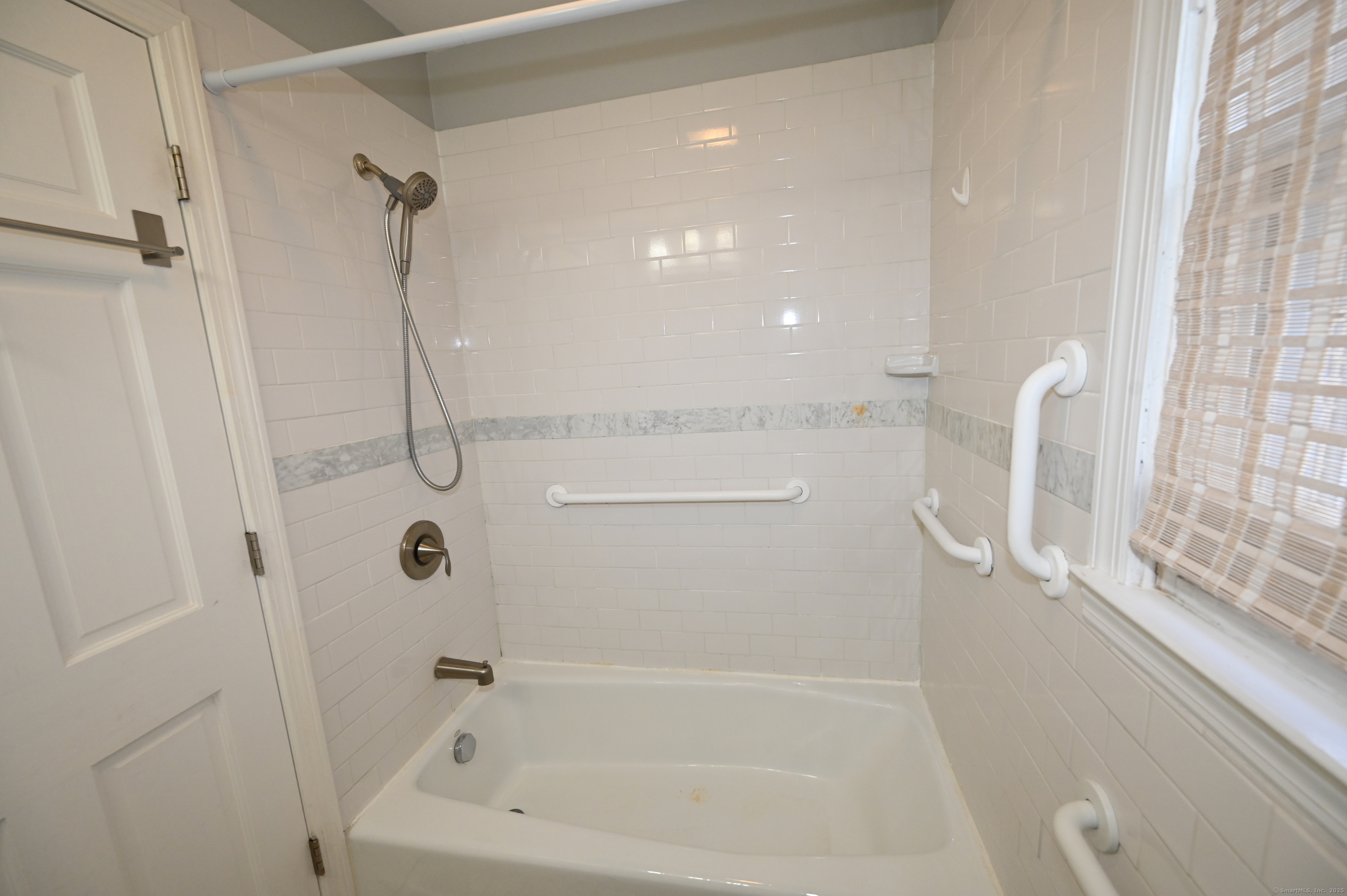 3 Stoddard Road East Haven CT 06512