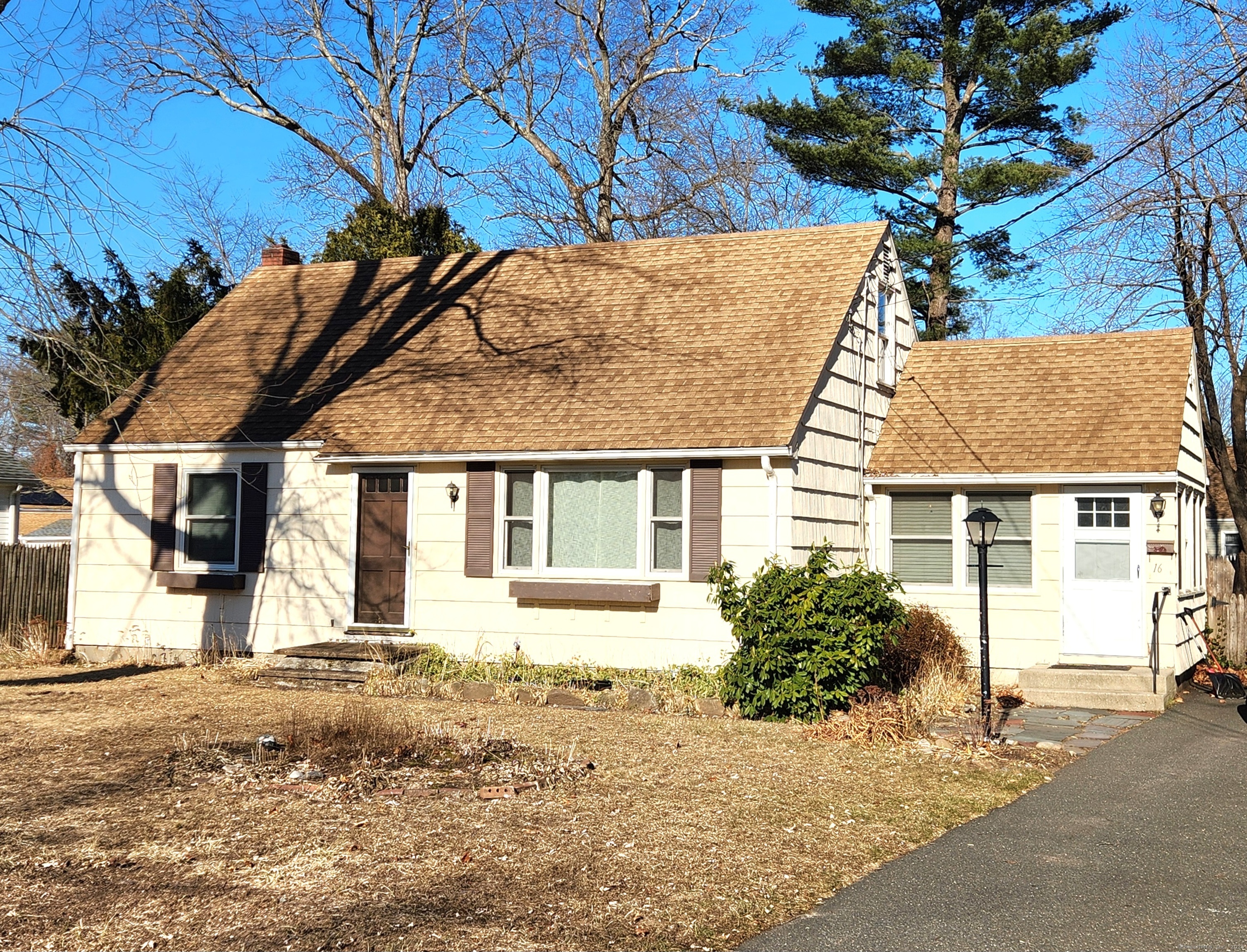 16 Ernest Street Enfield CT 06082