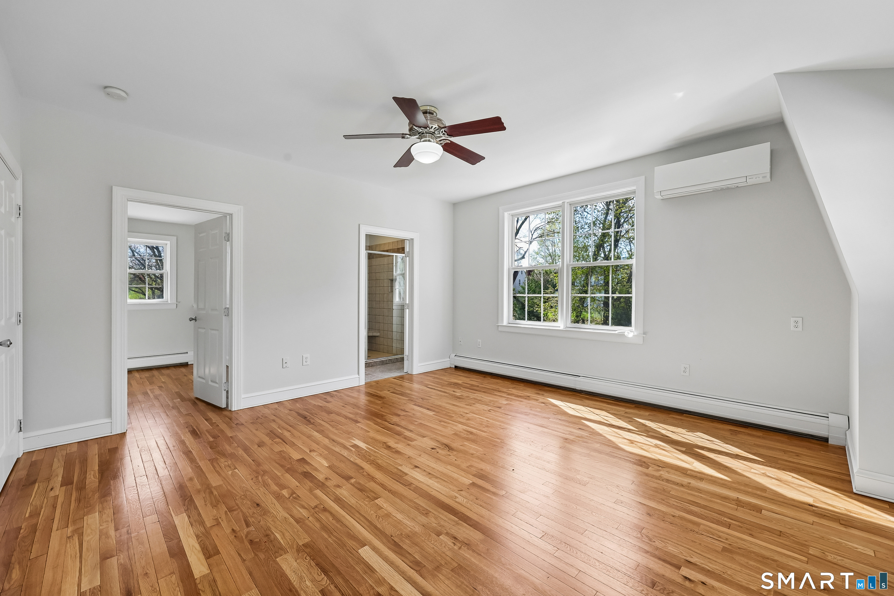 81 Meadowbrook Road West Hartford CT 06107
