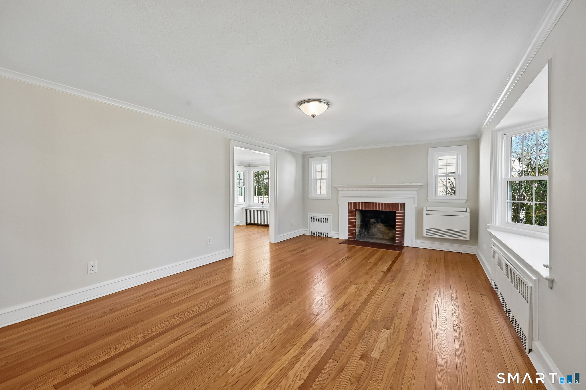 81 Meadowbrook Road West Hartford CT 06107