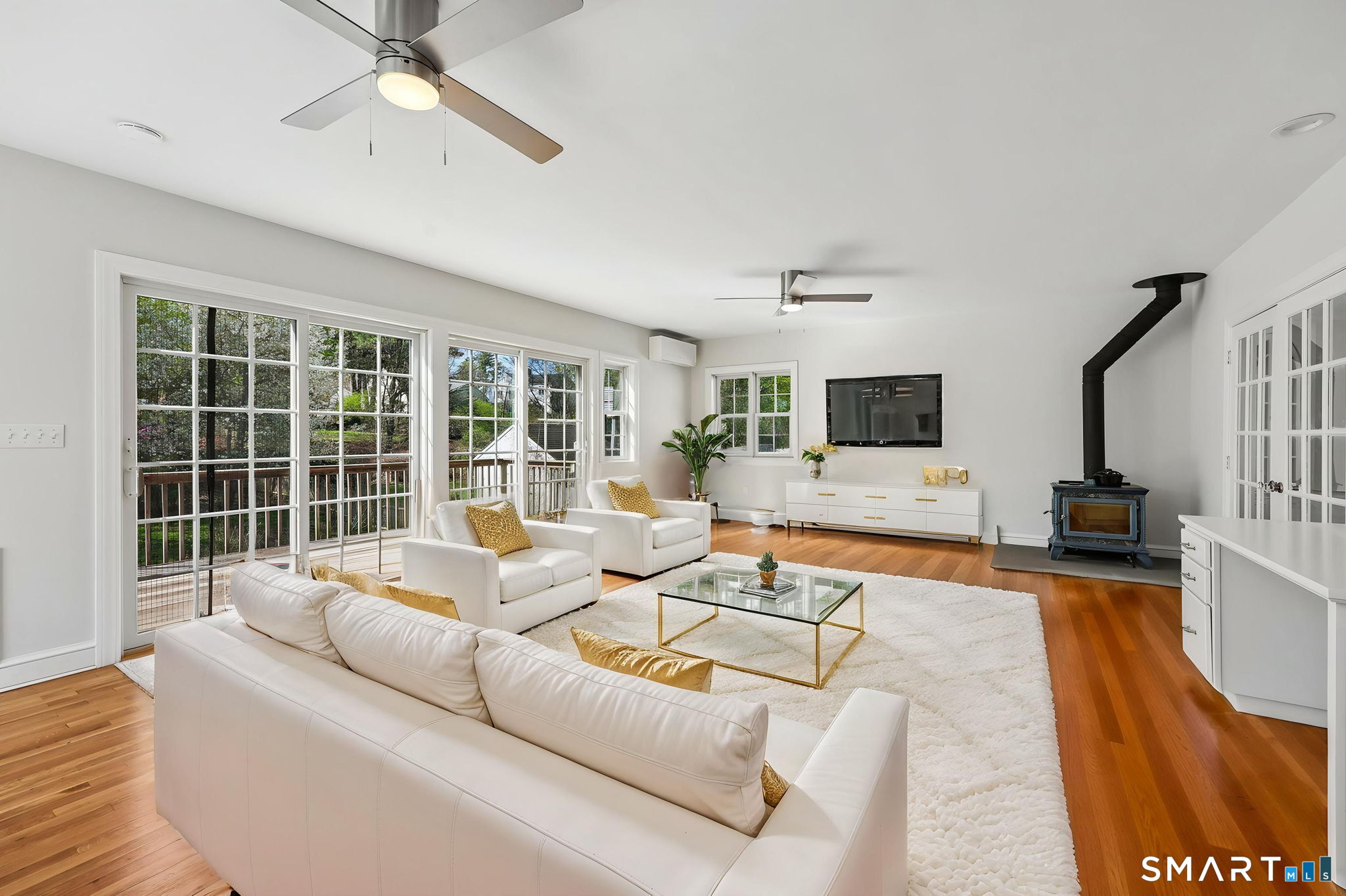 81 Meadowbrook Road West Hartford CT 06107