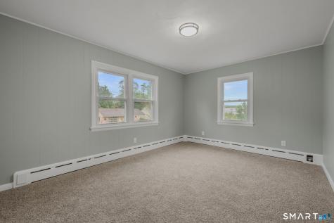 45 Mansfield Road New London CT 06320