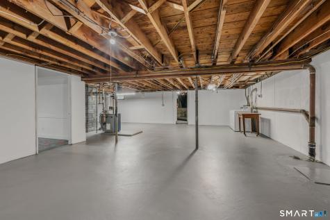 45 Mansfield Road New London CT 06320