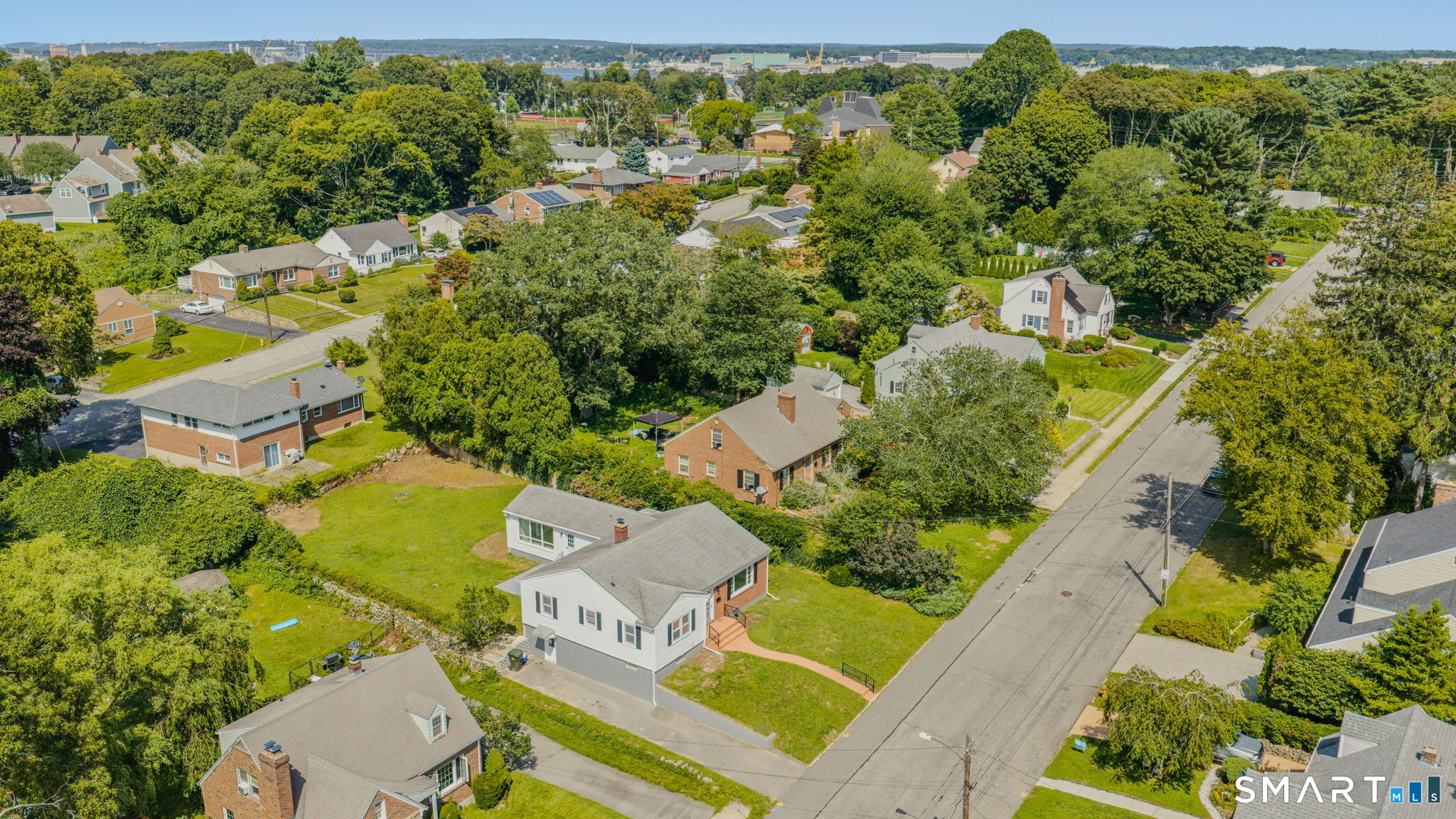 45 Mansfield Road New London CT 06320