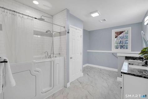 14 Crystal Ridge Drive Ellington CT 06029