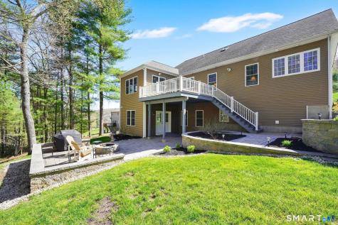 14 Crystal Ridge Drive Ellington CT 06029