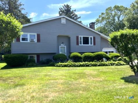 122 Black Point Road East Lyme CT 06357