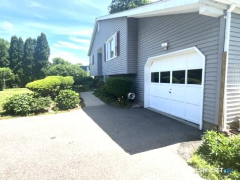 122 Black Point Road East Lyme CT 06357