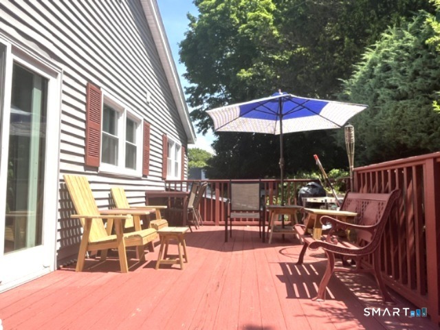 122 Black Point Road East Lyme CT 06357