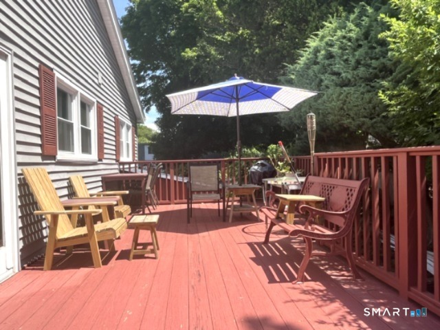 122 Black Point Road East Lyme CT 06357