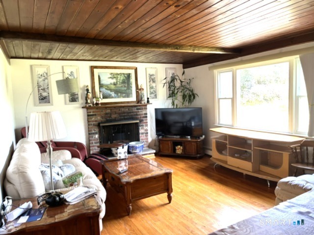 122 Black Point Road East Lyme CT 06357
