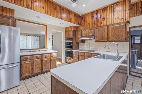 65 Sidehill Road Hamden CT 06517