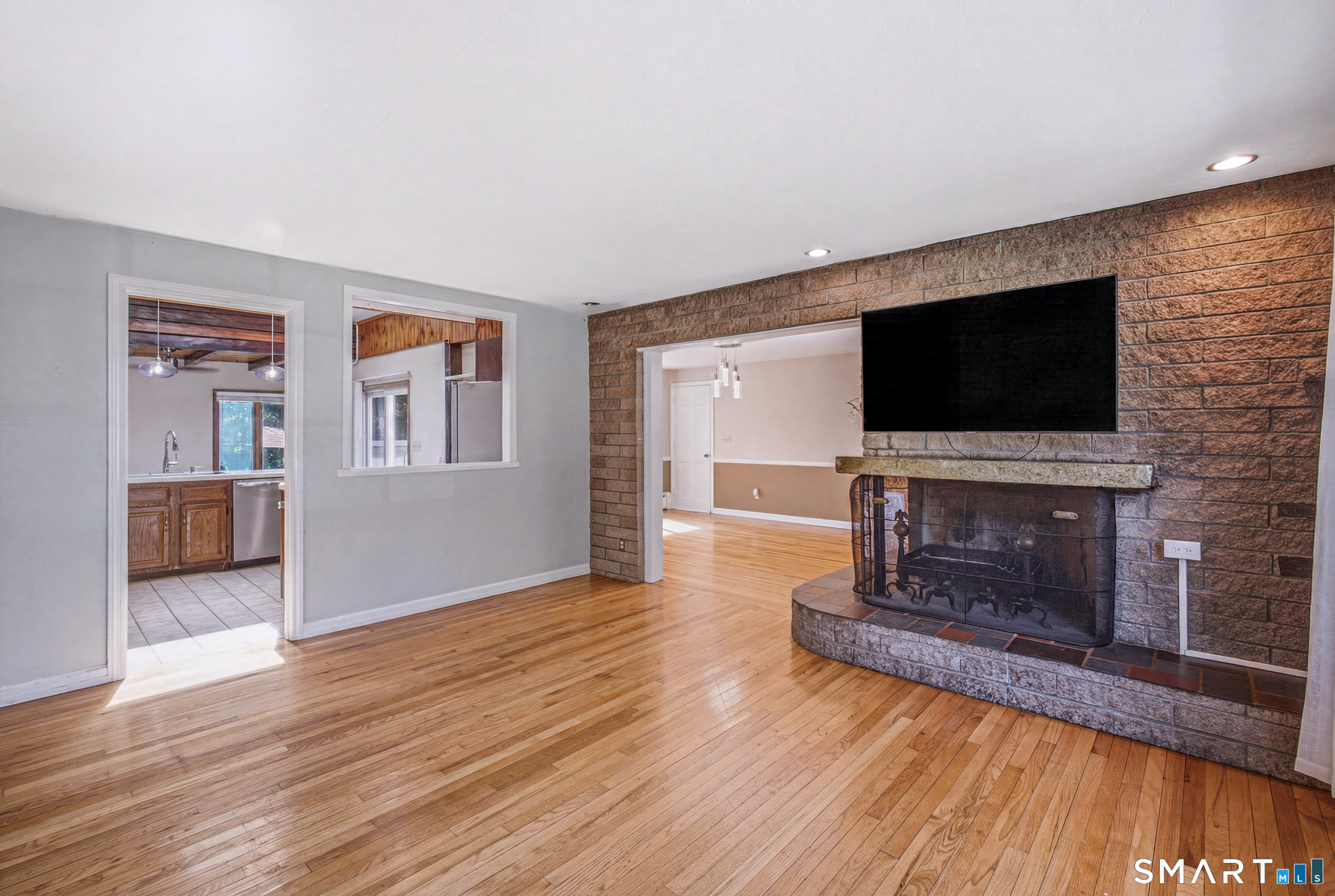 65 Sidehill Road Hamden CT 06517