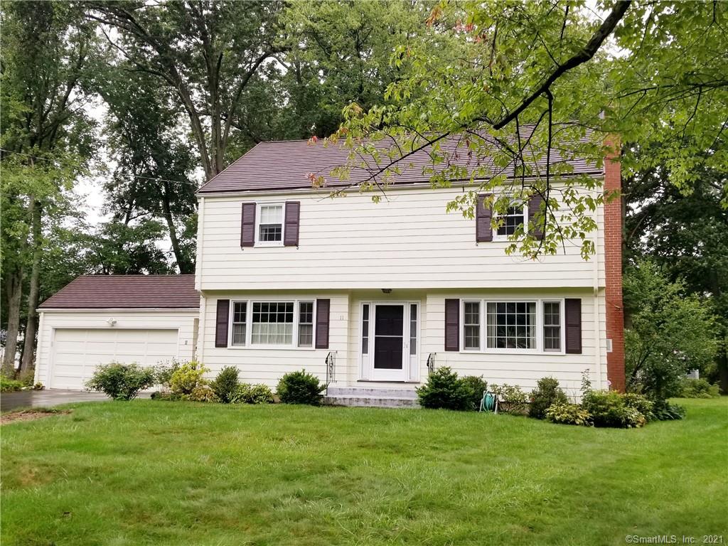 11 Stoneham Drive West Hartford CT 06117