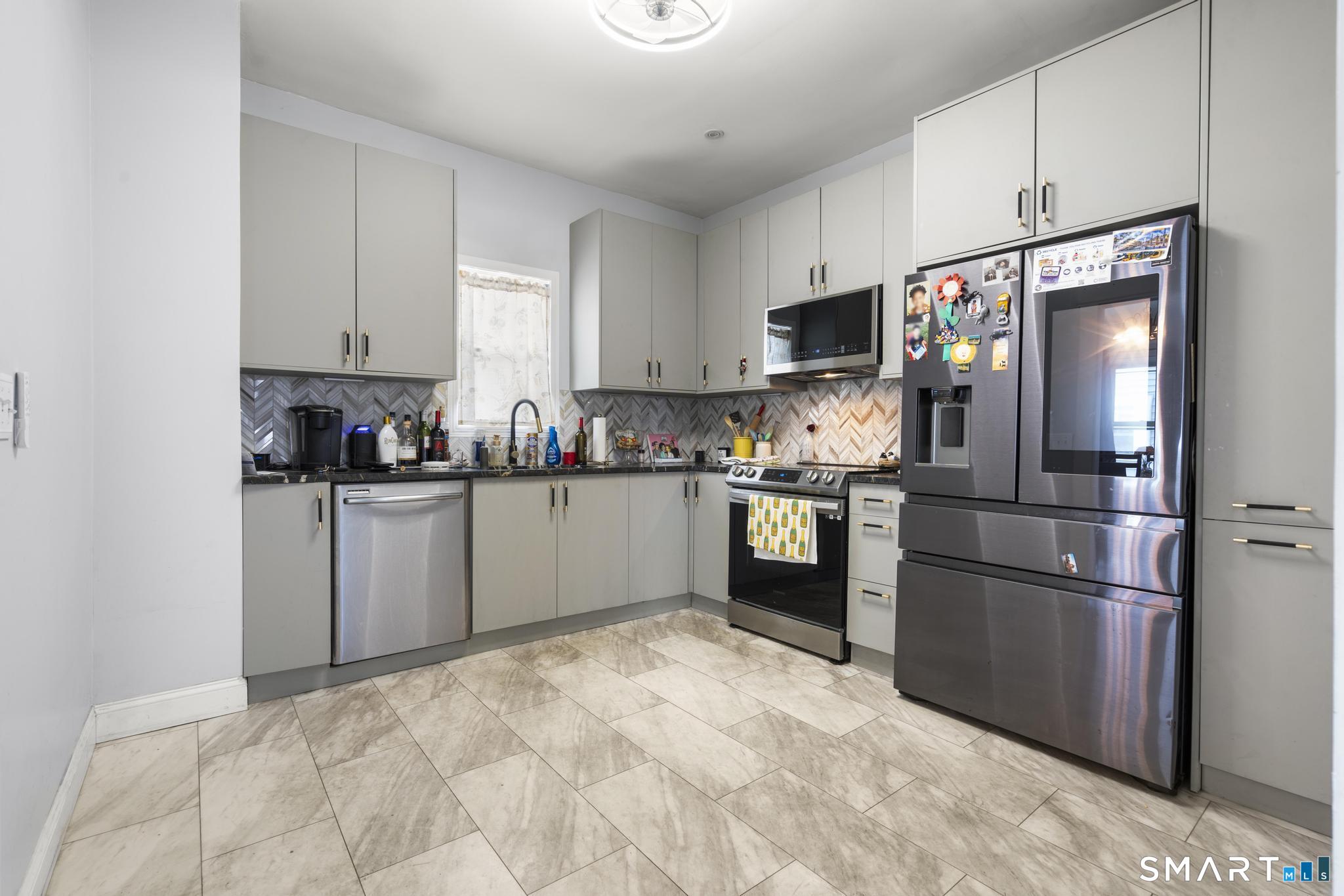 106 Peck Avenue West Haven CT 06516