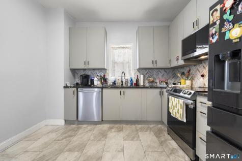 106 Peck Avenue West Haven CT 06516