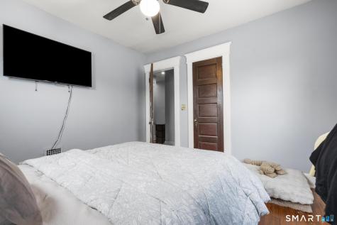 106 Peck Avenue West Haven CT 06516