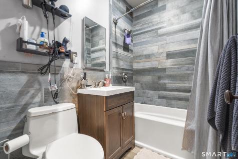106 Peck Avenue West Haven CT 06516