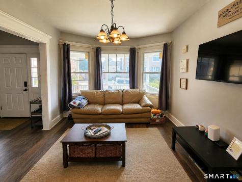 106 Peck Avenue West Haven CT 06516