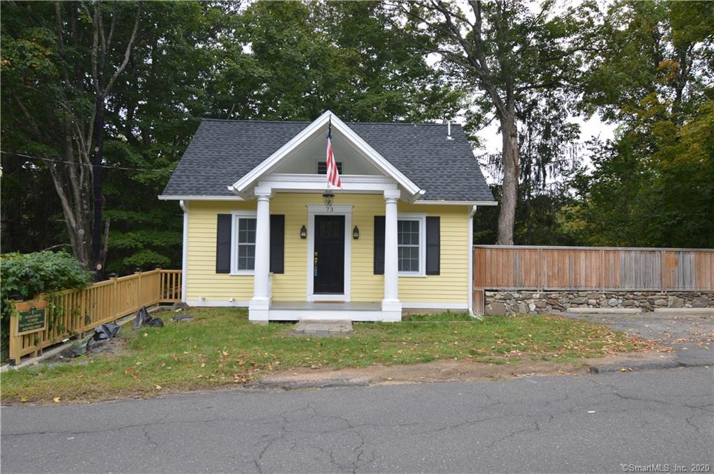 73 Glenwood Avenue Middlebury CT 06762